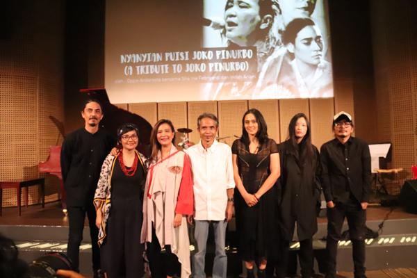 Opie Andaresta  Nyanyikan Lewat  Karya Puisi Joko Pinurbo