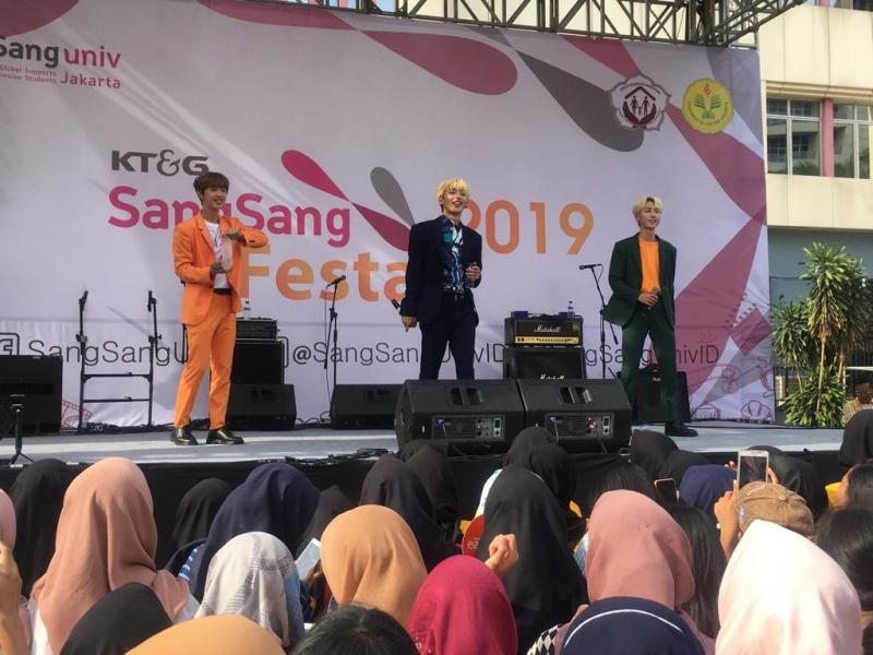 Kpop M.O.N.T Senang Bisa Jumpa Fans di Indonesia