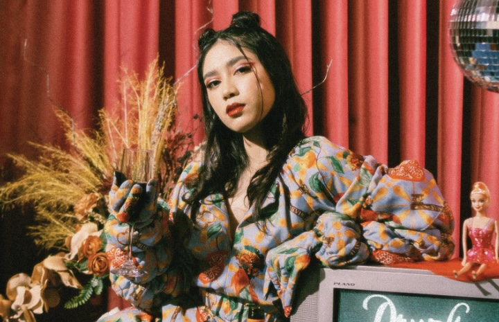 Syeqy Gambaran Toxic Relationship Melalui Singel Terbaru, “Drunk In Love”.