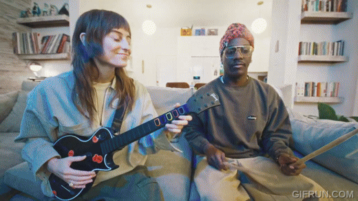 Faye Webster Umumkan Album Baru `Underdressed At The Symphony` dan Single Baru "Lego Ring (feat. Lil Yachty)` [Over 7 Million Streams!]