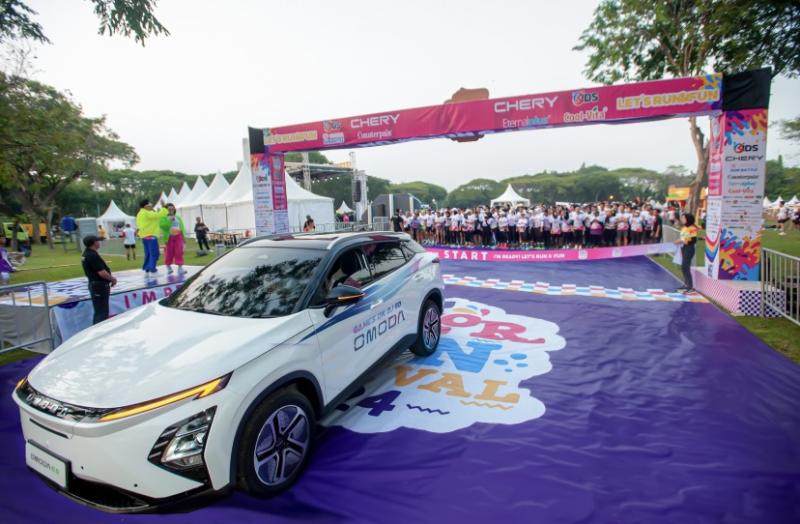 Chery Indonesia Dukung Semangat Olimpiade dan Gaya Hidup Sehat di Jakarta Color Run Festival 2024