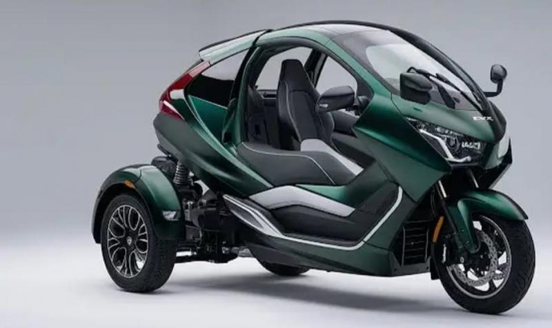 Honda PCX 150 2025 Hadir dengan Warna Dark Green yang Elegan