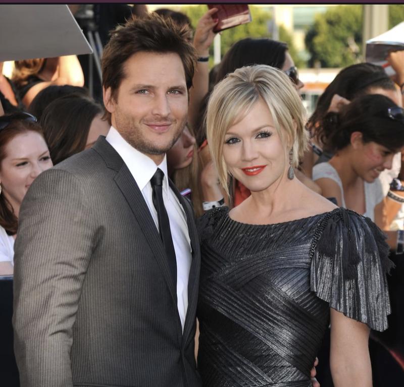  Jennie Garth Berterima Kasih kepada Mantan Suaminya di Tengah Kebakaran Los Angeles