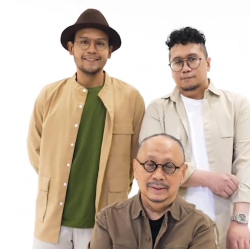 Ebiet G. Ade: Kolaborasi Musik yang Terjalin dengan Ikatan Keluarga