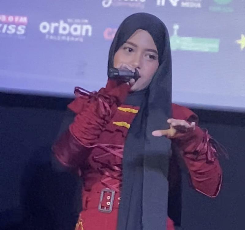 Hanin Dhiya Ungkap Tantangan dan Makna Mendalam di Lagu Religi Pertamanya