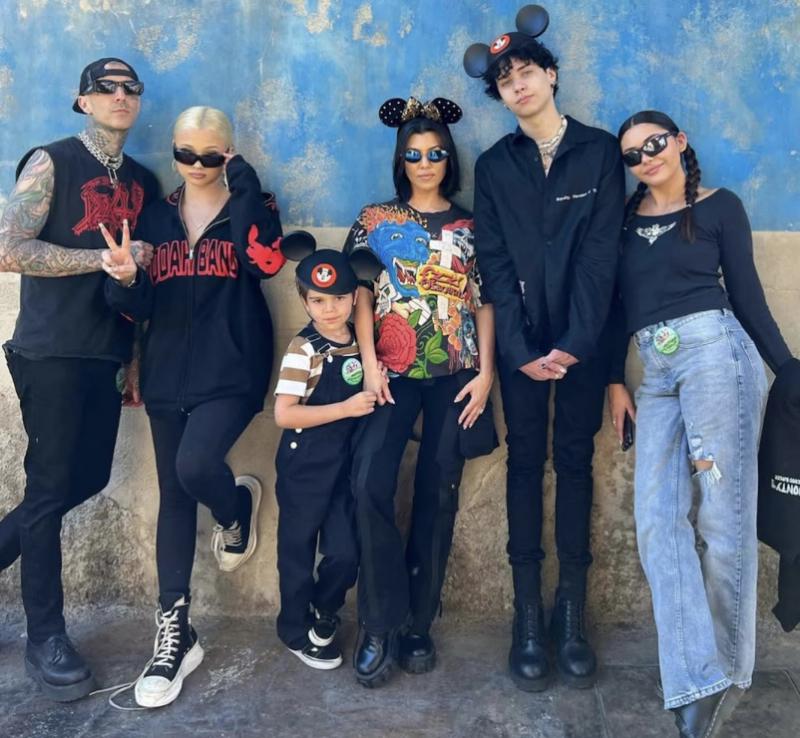 Kourtney Kardashian Ungkap Cara Alami Tangani Anak Sakit, Pilih Tolak Obat-obatan Kimia