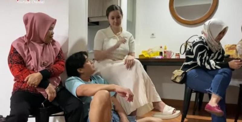 Alina dan Ruslan Puji Keramahan Warga Indonesia, Cerita Seru Liburan Mereka Bersama Keluarga Billy Syahputra