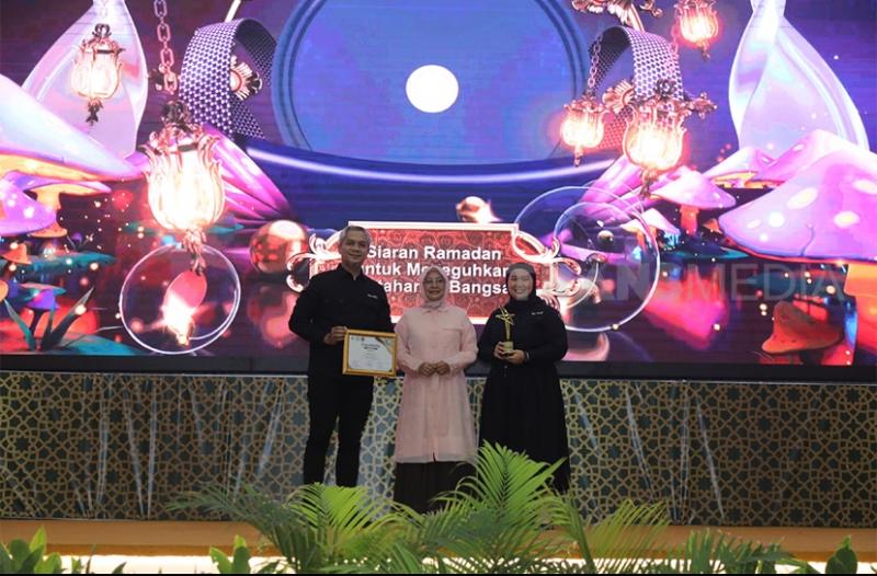 TRANS7 Raih Tiga Penghargaan di Anugerah Syiar Ramadan 2025B
