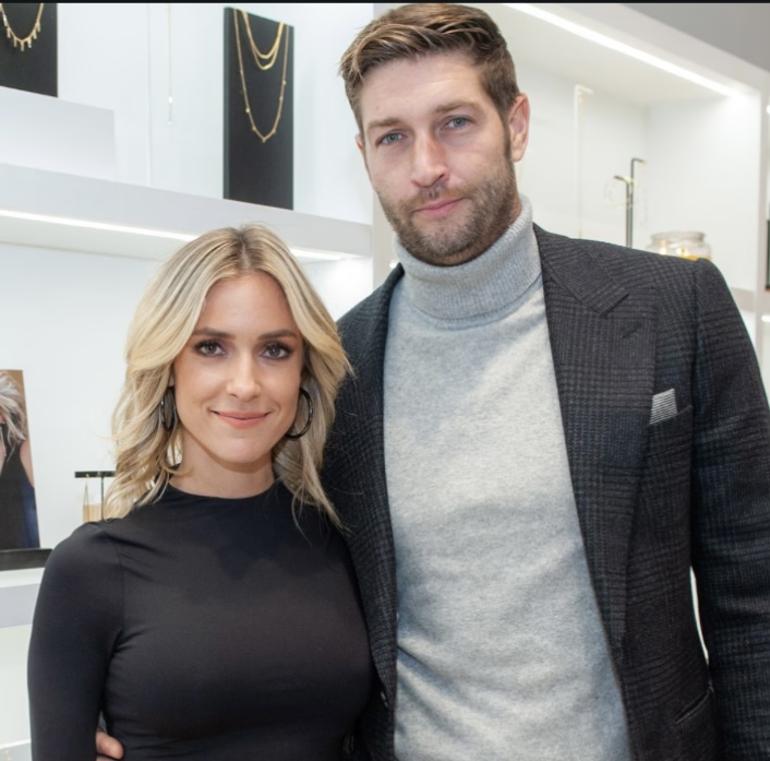 Kristin Cavallari dan Kim Zolciak Kompak Curhat Soal Pahitnya Perceraian di Episode Perdana Honestly Cavallari: The Headline Tour