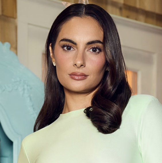 Paige DeSorbo Dilarikan Tim Medis Saat Syuting Love Island USA di Fiji