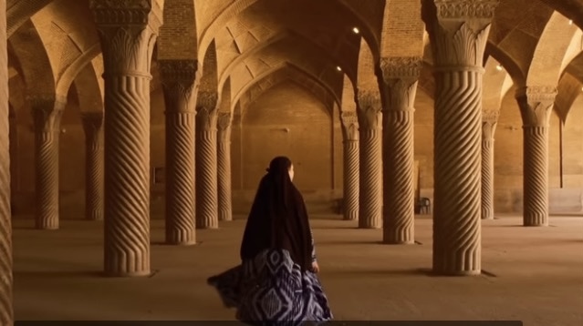 Mengintip Kehidupan Sehari-hari di Iran