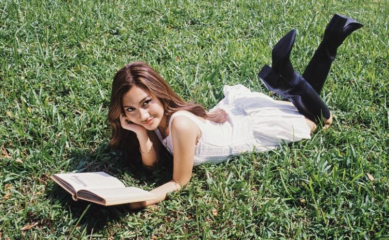 Marsha Lavinia Rilis Debut Single “Bilangan Rindu”, Suara Baru Musik Folk-Pop Indonesia