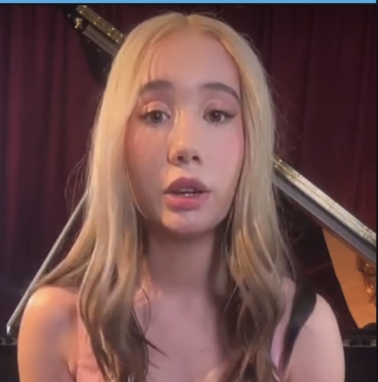 Baru 18 Tahun, Lil Tay Raup Lebih dari $1 Juta di OnlyFans dalam 3 Jam