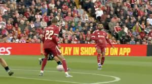  Dramatis! Liverpool Tundukkan Athletic Club 3-2 di Laga Pramusim Anfield