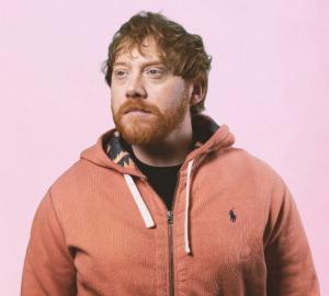 Ed Sheeran Rilis “A Little More”, Hadirkan Rupert Grint 14 Tahun Setelah “Lego House”