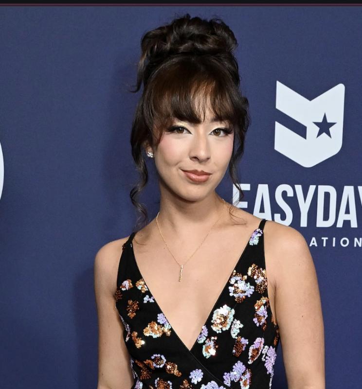 Bintang Modern Family Ganti Nama Jadi Frances Anderson, Rilis EP Perdana “Drown” 