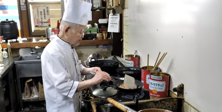  Restoran Barat Mikasa, Legenda Kuliner di Okayama yang Bangkit Kembali Berkat Sang Cucu