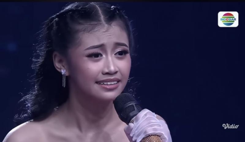 Tasya DA 7 Bikin Merinding dengan Puisi Penuh Semangat di Panggung Indosiar