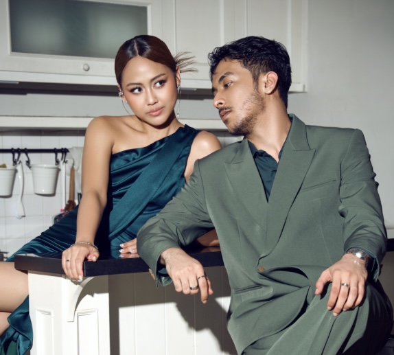 Sisca Saras & Aziz Hedra Rilis Single Duet “Orang Biasa”, Persembahkan Lagu Cinta untuk Semua Kalangan