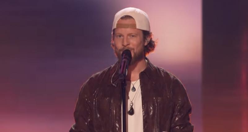 Austin Brown Pukau Penonton dengan Lagu Orisinal “You Can Be My Whiskey” di Panggung Ajang Musik