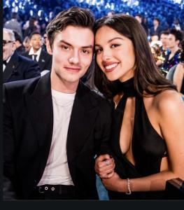  Louis Partridge Ungkap Alasan Hubungannya dengan Olivia Rodrigo Lebih Suka Dijaga Privat