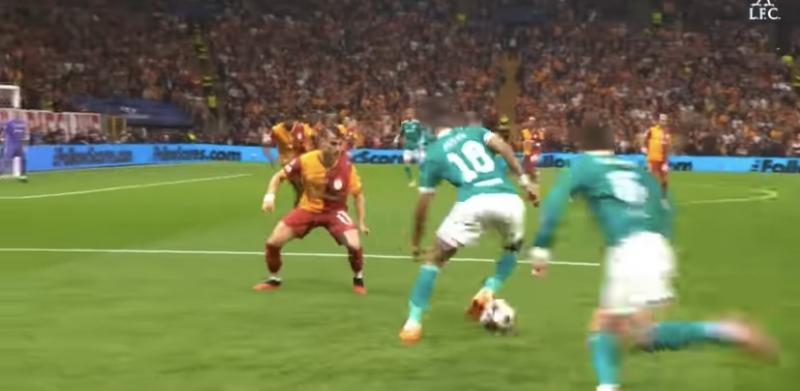  Galatasaray Tekuk Liverpool 1-0 Lewat Penalti Osimhen di Istanbul