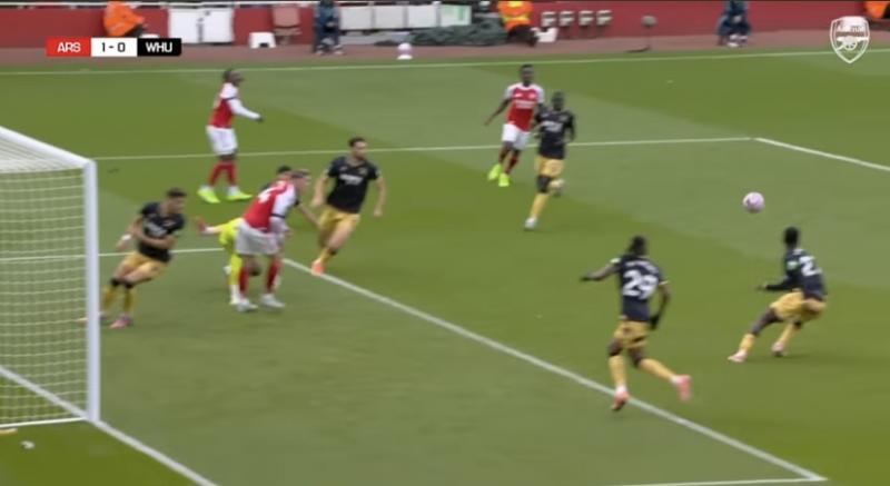 Arsenal Tekuk West Ham 2-0, Saka Cetak Gol ke-100 di Premier League