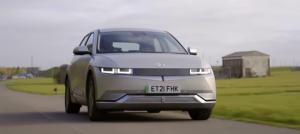  Renault Twingo 2025: Mobil Listrik Murah yang Buktikan “Kecil Bukan Berarti Mati”