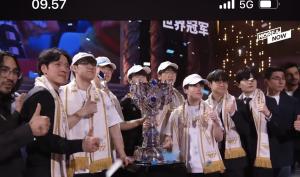 T1 Raih Gelar Dunia Ketiga Berturut-Turut di League of Legends World Championship, Faker Kokohkan Status “GOAT” Esports