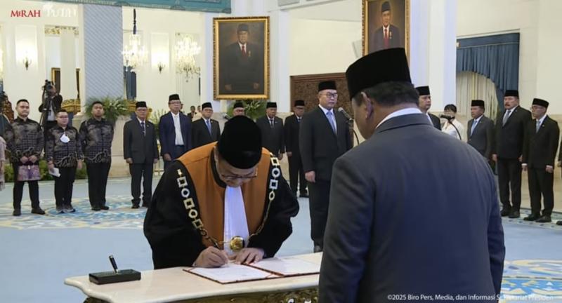  Presiden Prabowo Lantik Wakil Ketua MA Bidang Non Yudisial dan Pimpinan Baru BRIN: Tegaskan Pentingnya Riset, Inovasi, dan Integritas Lembaga Negara 