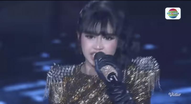 Tasya Getarkan Panggung dengan Lagu Bertema Kemanusiaan
