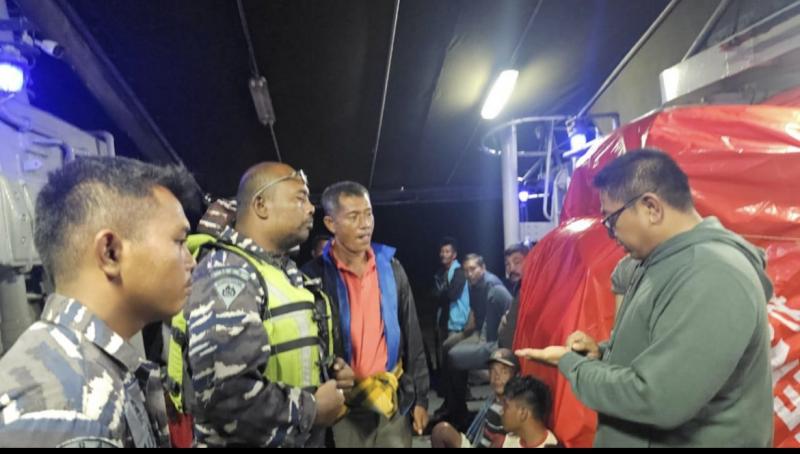 TNI AL Salurkan Bantuan Kemanusiaan ke Ribuan Warga Terdampak Bencana di Aceh, Sumut, dan Sumbar