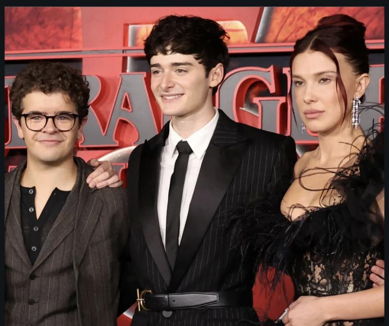  Millie Bobby Brown & Noah Schnapp Ungkap Obrolan di Group Chat ‘Stranger Things’ Jelang Musim Terakhir