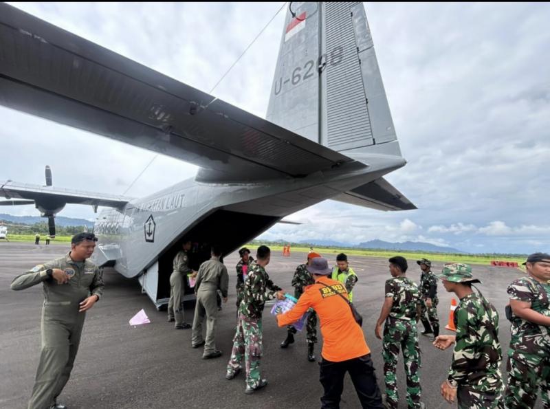  TNI AL Terus Salurkan Bantuan Logistik untuk Korban Bencana di Aceh, Sumut, dan Sumbar
