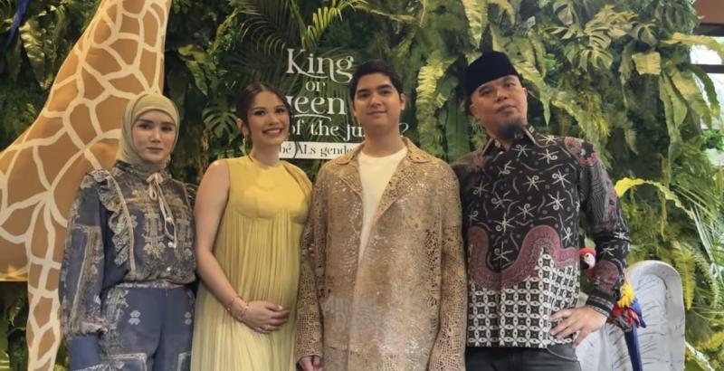  Al Ghazali dan Alyssa Daguise Gelar Syukuran Sekaligus Gender Reveal Calon Buah Hati