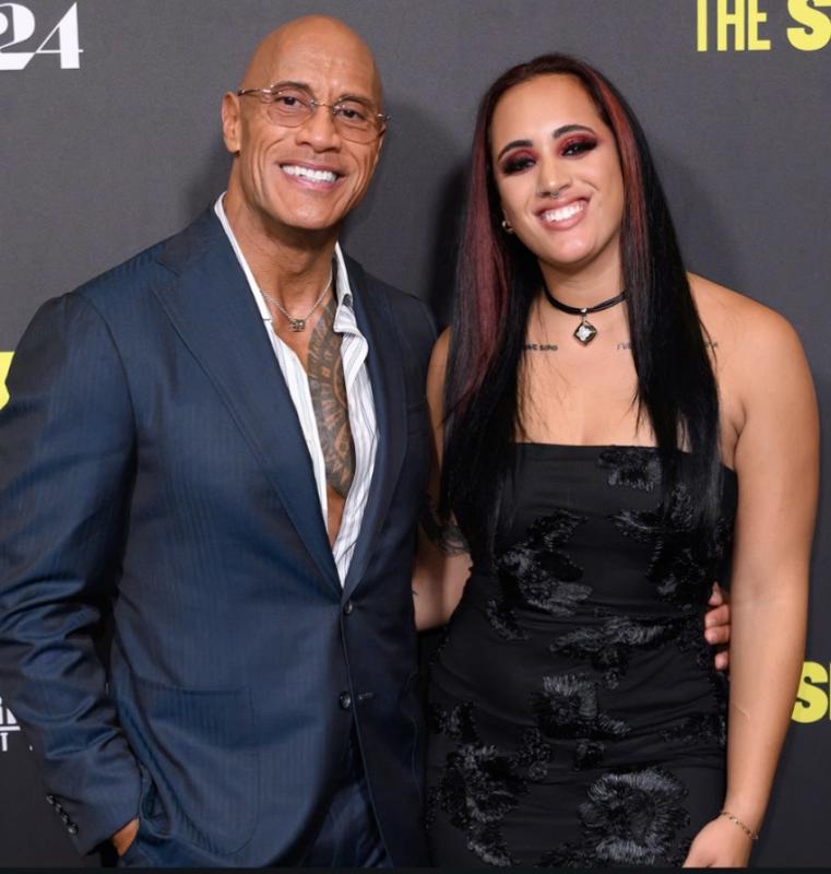  Putri Dwayne “The Rock” Johnson Resmi Tinggalkan WWE