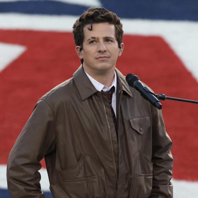  Charlie Puth Nyanyikan Lagu Kebangsaan di Super Bowl 2026, Jadi Sorotan Publik