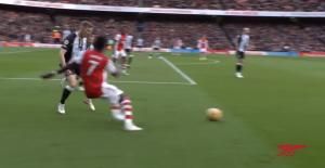  Bukayo Saka Bersinar, Mesin Gol Muda Arsenal F.C. Terus Tentukan Kemenangan