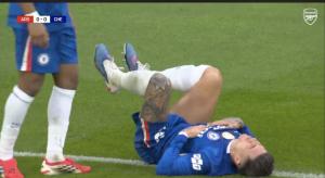 Premier League: Arsenal F.C. Tekuk Chelsea F.C. 2-1, Kembali Perlebar Jarak di Puncak