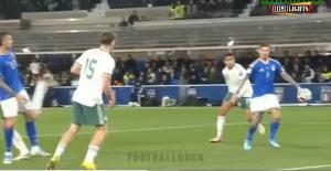  Italia Tundukkan Irlandia Utara, Moise Kean Jadi Pembeda di Laga Sengit