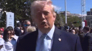 Trump Manfaatkan Perayaan Paskah untuk Soroti Isu Global dan Domestik