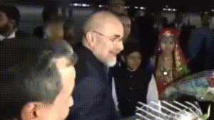 Delegasi Iran Tiba di Islamabad, Negosiasi Bersejarah dengan AS Dimulai di Tengah Tekanan Global