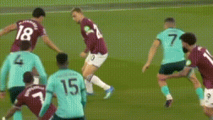  West Ham Mengamuk! Hajar Wolves 4-0, Keluar dari Zona Degradasi