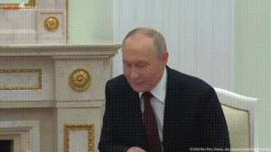  Prabowo Subianto Bertemu Vladimir Putin di Kremlin, Bahas Ekonomi hingga Geopolitik Global