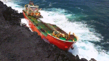 Hormuz: Dari Jalur Minyak Dunia hingga Keajaiban Alam yang Terlupakan