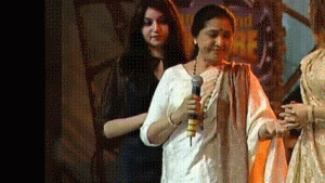 Legenda Musik Bollywood Asha Bhosle Wafat di Usia 92 Tahun