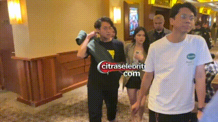  Ardhito Pramono dan Davina Karamoy Curi Perhatian di Peluncuran Trailer dan Poster Gudang Merica