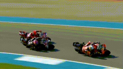  Trackhouse Aprilia Cetak Sejarah, Raih Kemenangan Perdana di MotoGP Australia 