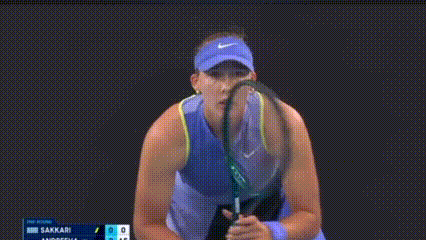  Mirra Andreeva Tampil Dominan, Tumbangkan Maria Sakkari di Babak Kedua