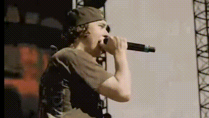  Yellowcard Gandeng Blippi, Rilis Ulang “Bedroom Posters” Versi Ramah Anak 